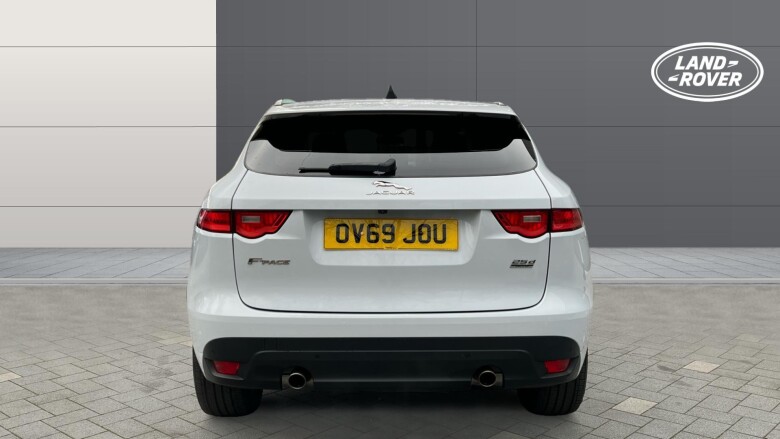 Jaguar F-Pace 2.0d [240] Chequered Flag 5dr Auto AWD Diesel Estate